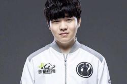 包含Karsa遭遇十二连败，MAD教练面临压力！的词条